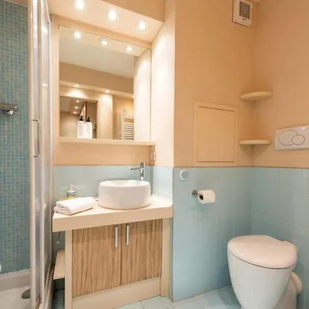 Very Nice Flat 4 Pax 2 Bedrooms + Terrace + Pool *