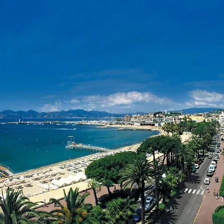 Very Nice Flat 4 Pax 2 Bedrooms + Terrace + Pool *